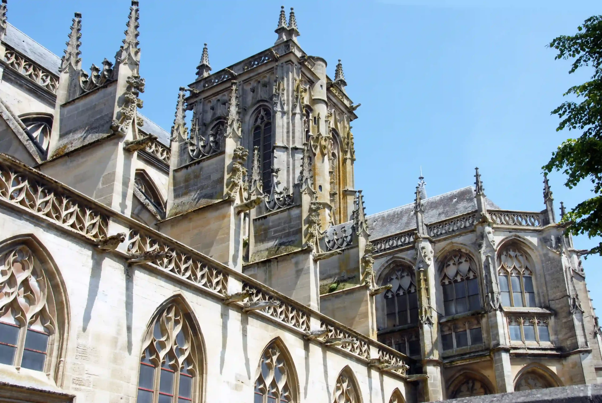 APRO-ARGENTAN-AdobeStock_310309491