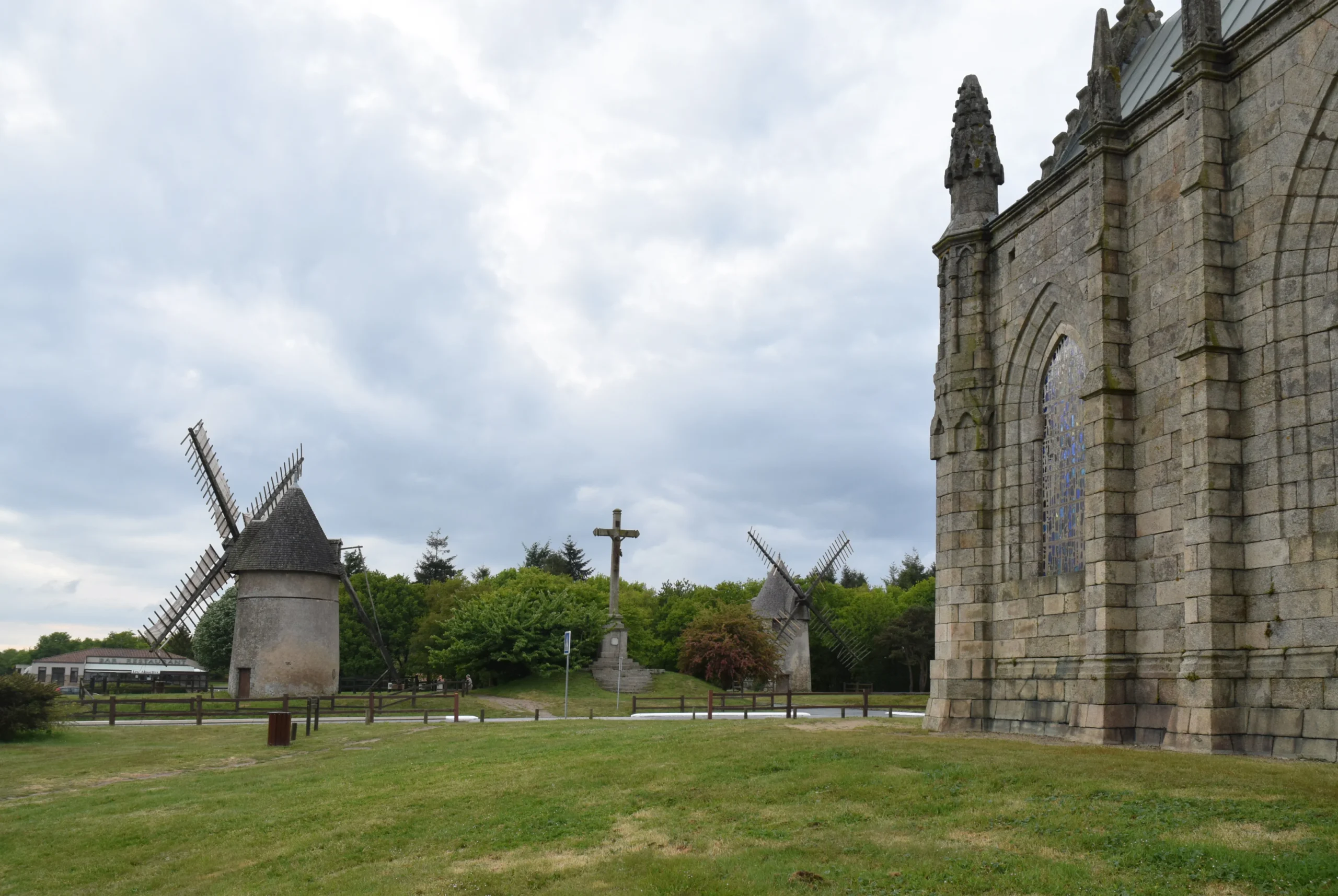 APRO-LES-HERBIERS-AdobeStock_178007968