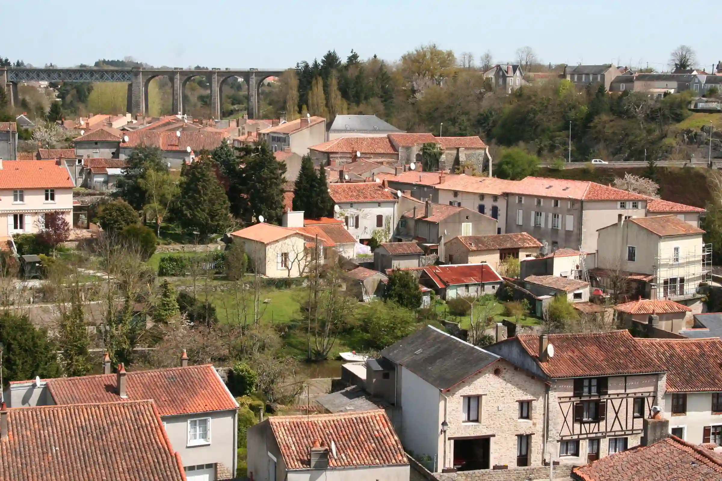 APRO-PARTHENAY-AdobeStock_7342508